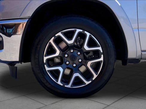 Used 2025 RAM 1500 Laramie image 11