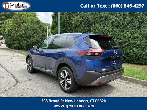 Used 2023 Nissan Rogue SL w/ SL Premium Package image 7