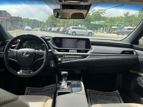 Used 2021 Lexus ES 250 w/ Premium Package AWD/4WD image 33