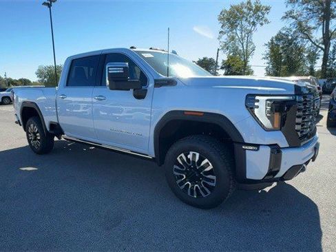 New 2026 GMC Sierra 2500 Denali Ultimate w/ Max Trailering Package image 2