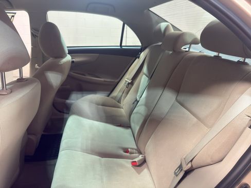 Used 2011 Toyota Corolla FWD image 27