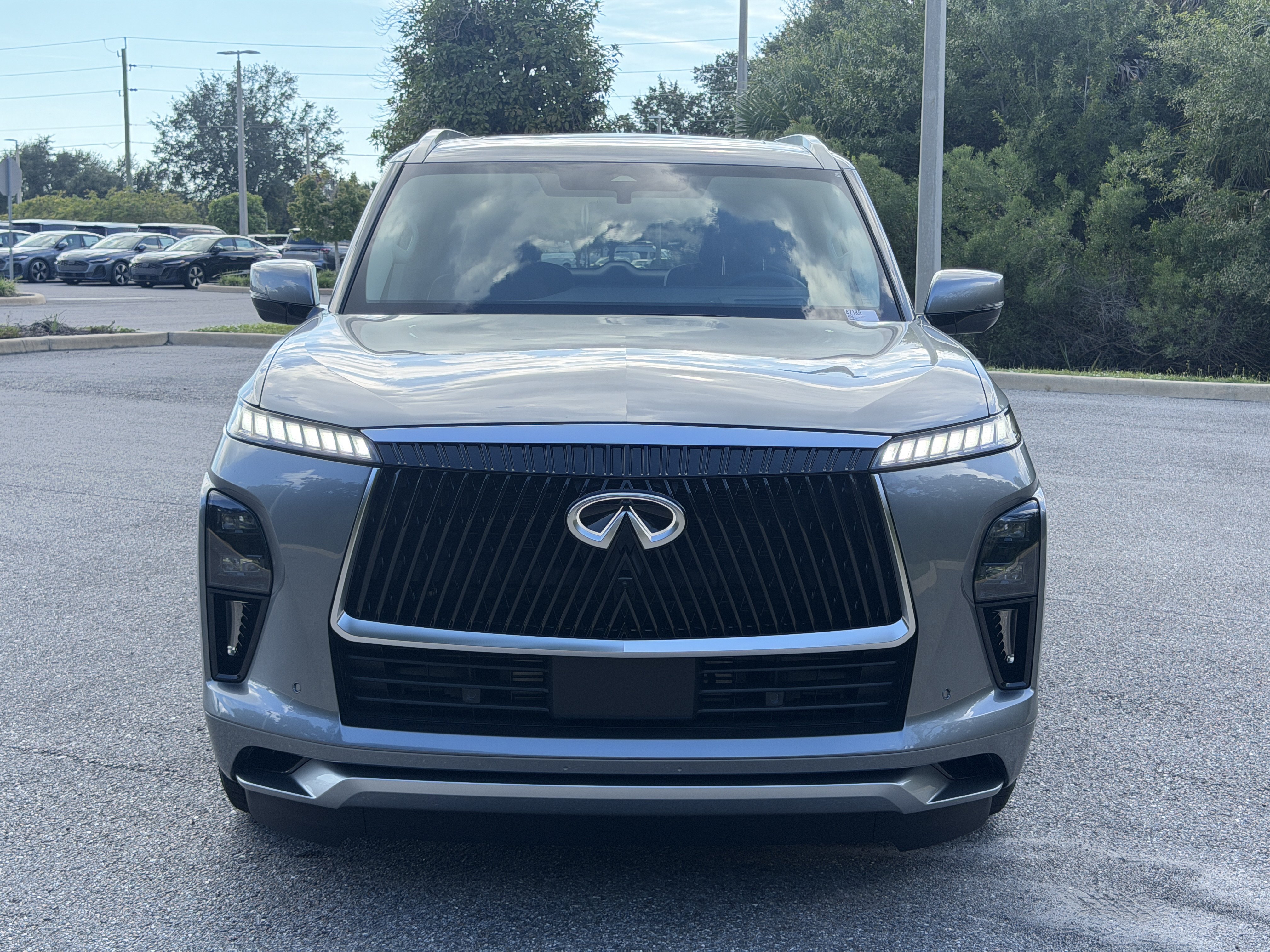 New 2027 INFINITI QX80 Luxe w/ Cargo Package RWD image 2