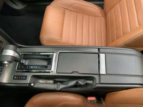 Used 2010 Ford Mustang Premium RWD image 20
