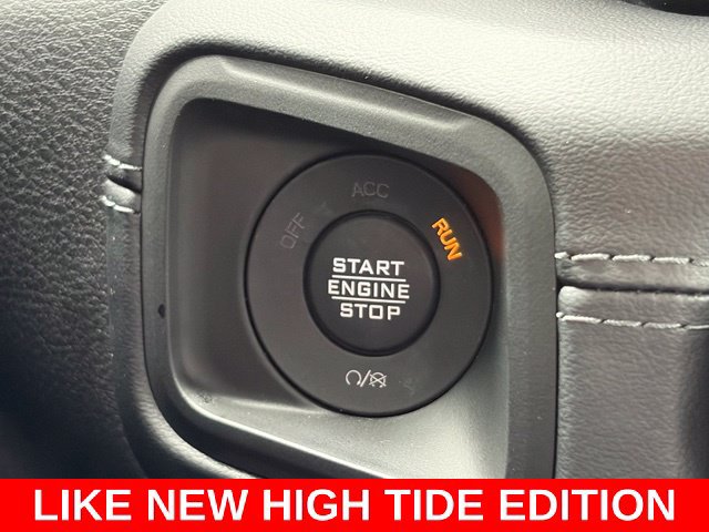 Used 2025 Jeep Gladiator Sport AWD/4WD image 25