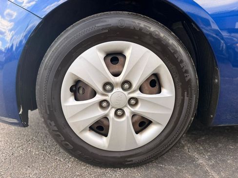 Used 2018 Kia Forte LX FWD image 28