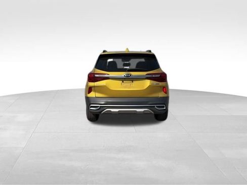 Used 2021 Kia Seltos SX w/ SX Sunroof Package image 4