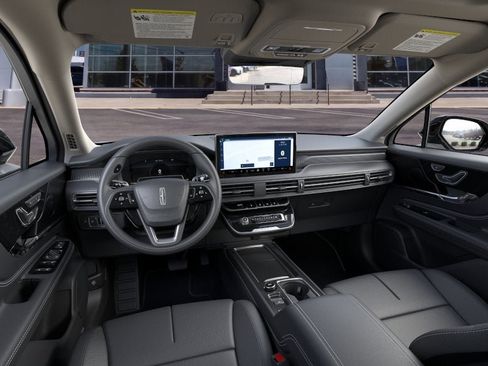 New 2026 Lincoln Corsair Reserve w/ Jet Appearance Package FWD image 9