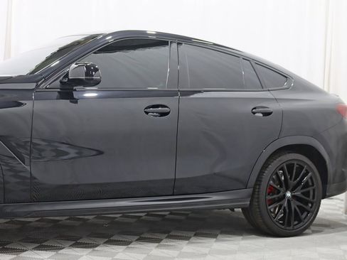 Used 2024 BMW X6 M60i image 4