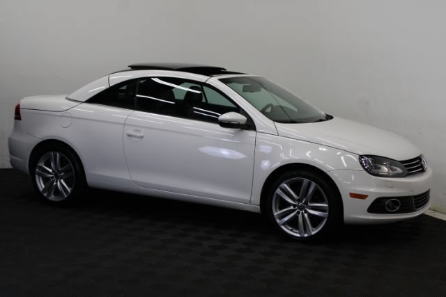 Used 2013 Volkswagen Eos Executive FWD image 25