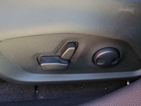 Used 2023 Jeep Compass Limited w/ Elite Group for (Red) Edition image 13