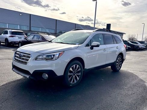 Used 2015 Subaru Outback 2.5i Limited image 4