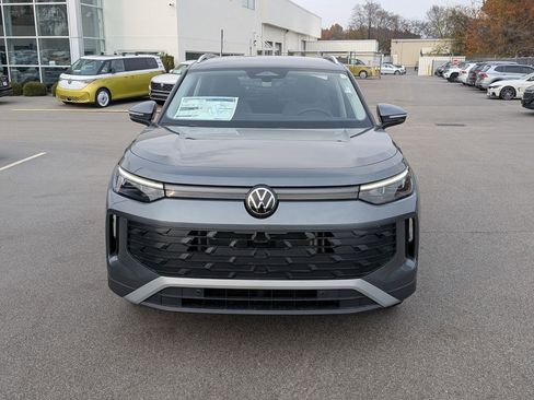New 2026 Volkswagen Tiguan S image 8