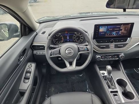 New 2026 Nissan Altima 2.5 SV w/ SV Premium Package FWD image 8