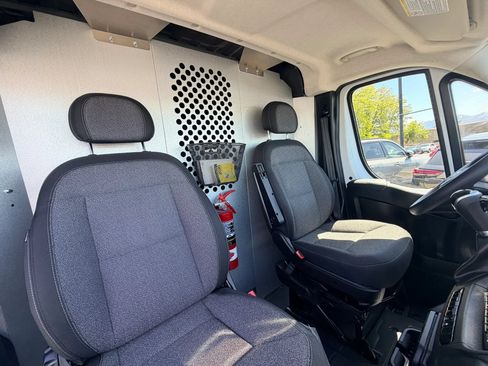 Used 2023 RAM ProMaster 2500 FWD image 18