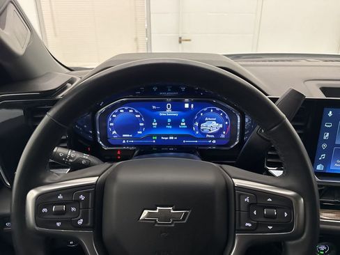 Used 2023 Chevrolet Silverado 1500 RST image 22