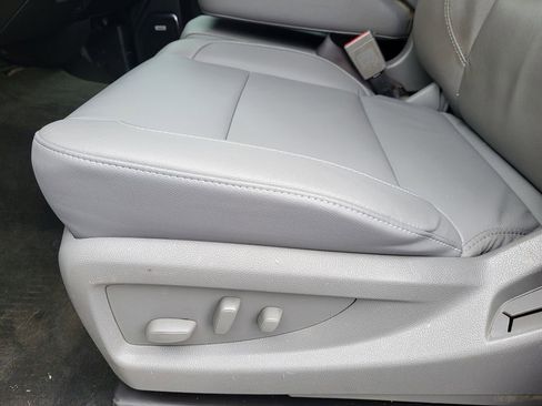 Used 2017 Chevrolet Silverado 2500 LTZ w/ LTZ Plus Package image 18