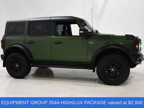 Used 2024 Ford Bronco Wildtrak image 3