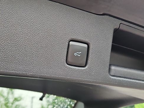 Used 2023 Ford Escape ST-Line Select w/ Tech Pack #2 AWD/4WD image 30