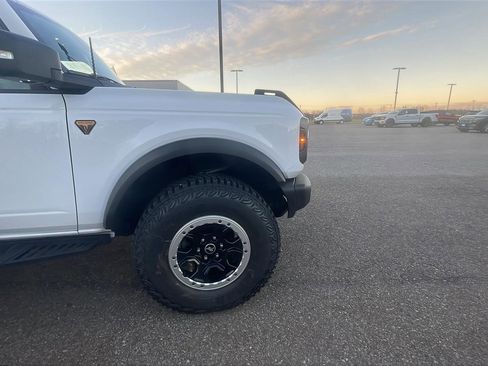 Certified 2023 Ford Bronco Badlands w/ Sasquatch Package image 22