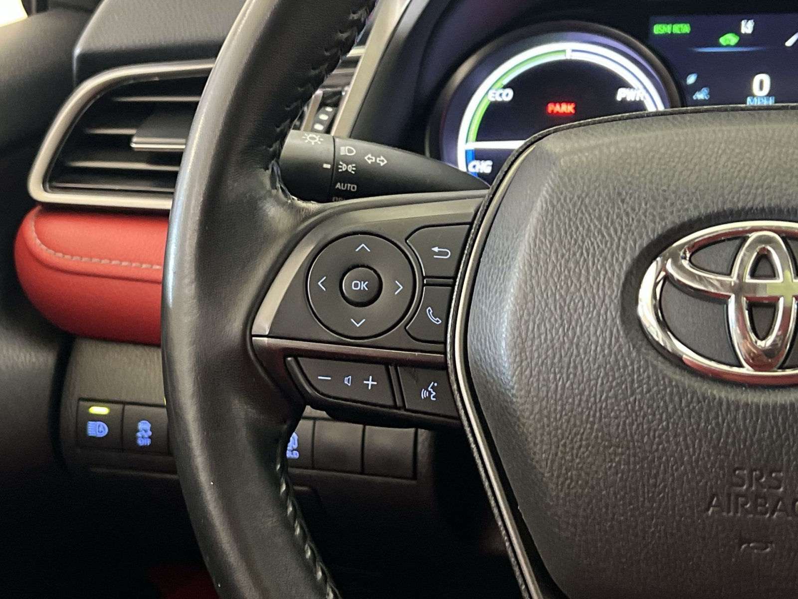 Used 2021 Toyota Camry XSE FWD image 35