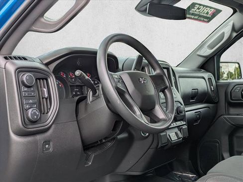 Used 2022 Chevrolet Silverado 1500 Custom Trail Boss AWD/4WD image 10