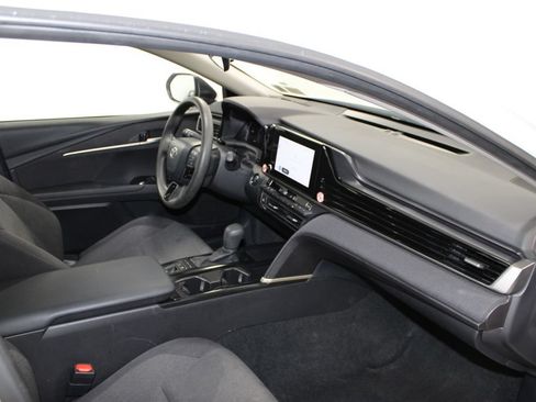 Used 2025 Toyota Camry LE FWD image 23