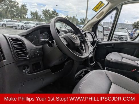 Used 2026 RAM ProMaster 2500 w/ Convenience Group FWD image 13
