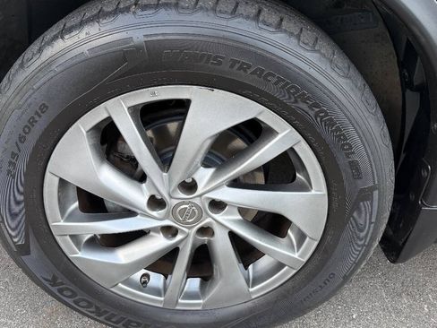 Used 2015 Nissan Rogue SL w/ SL Premium Package AWD/4WD image 9