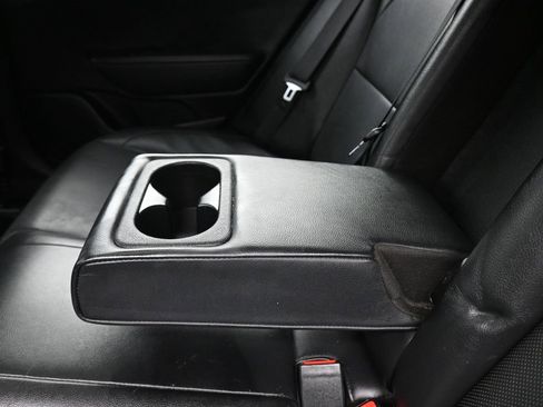 Used 2021 Kia Stinger GT-Line image 32