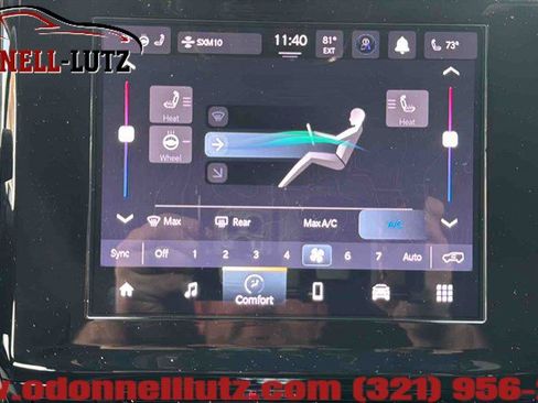 Used 2024 Jeep Grand Cherokee Laredo X w/ Luxury Tech Group I AWD/4WD image 28