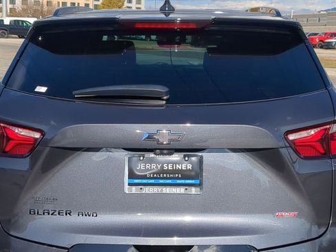 Used 2021 Chevrolet Blazer RS w/ Enhanced Convenience Package image 13