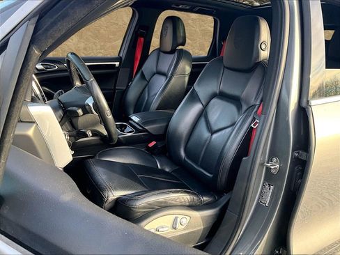 Used 2014 Porsche Cayenne Base image 22