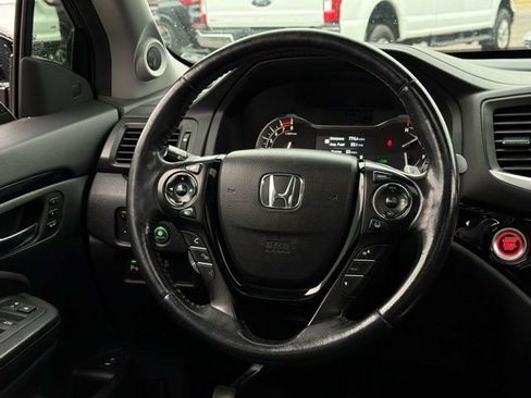 Used 2016 Honda Pilot Elite image 9