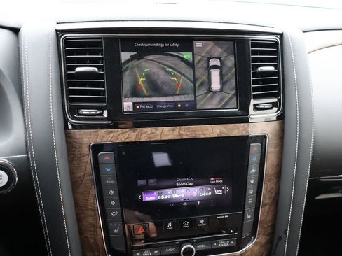 Used 2021 INFINITI QX80 Premium Select w/ All-Season Package image 24