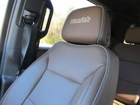 Used 2023 Chevrolet Tahoe High Country image 78