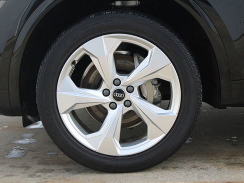 Used 2022 Audi Q5 2.0T Premium Plus w/ Premium Plus Package image 32