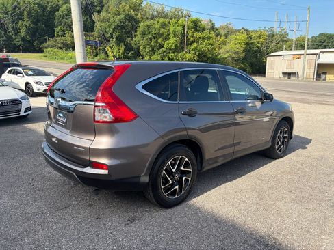 Used 2016 Honda CR-V SE image 5