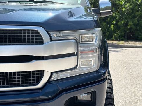 Used 2019 Ford F150 Platinum w/ Equipment Group 701A Luxury AWD/4WD image 9
