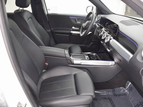 Certified 2024 Mercedes-Benz GLB 250 image 15