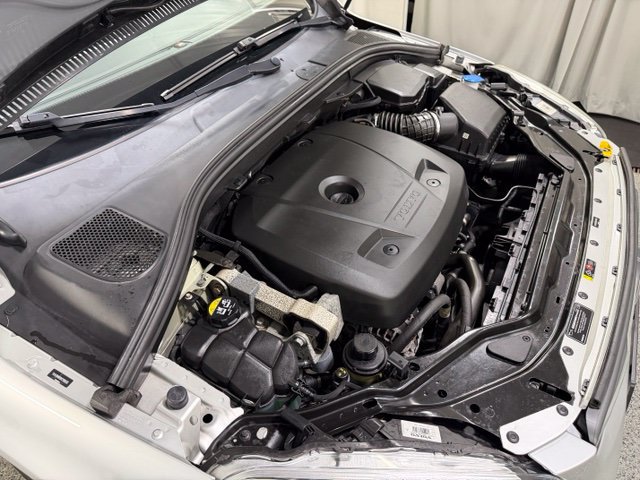 Used 2017 Volvo XC60 T6 Dynamic w/ Preferred Option Package AWD/4WD image 26