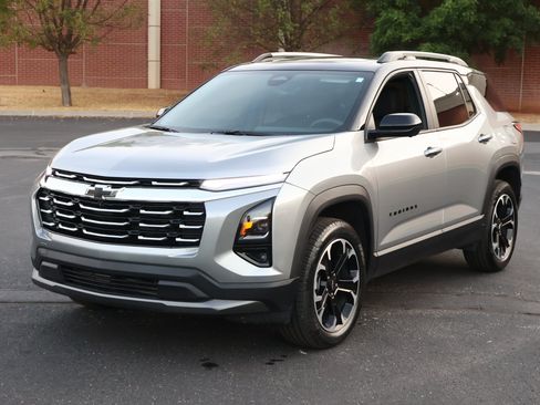Used 2026 Chevrolet Equinox LT w/ Convenience Package II AWD/4WD image 30