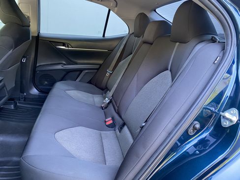 Used 2021 Toyota Camry LE FWD image 34