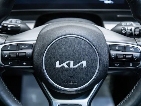 Used 2024 Kia Sportage X-Pro AWD/4WD image 16