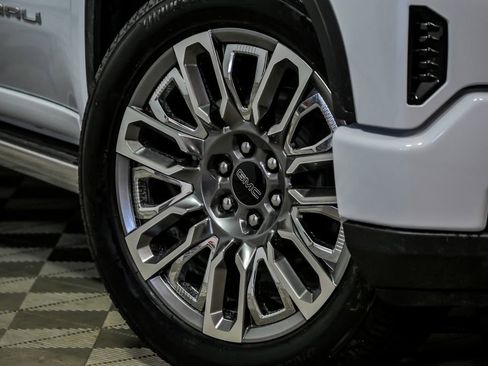 New 2026 GMC Sierra 1500 Denali Ultimate AWD/4WD image 3