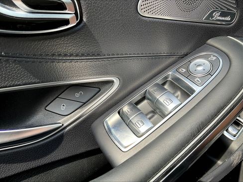 Used 2019 Mercedes-Benz S 560 4MATIC Coupe image 37