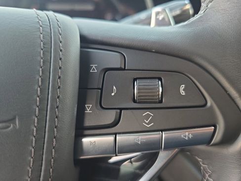 Certified 2024 Cadillac Escalade ESV V w/ Heavy-Duty Trailer Package image 18