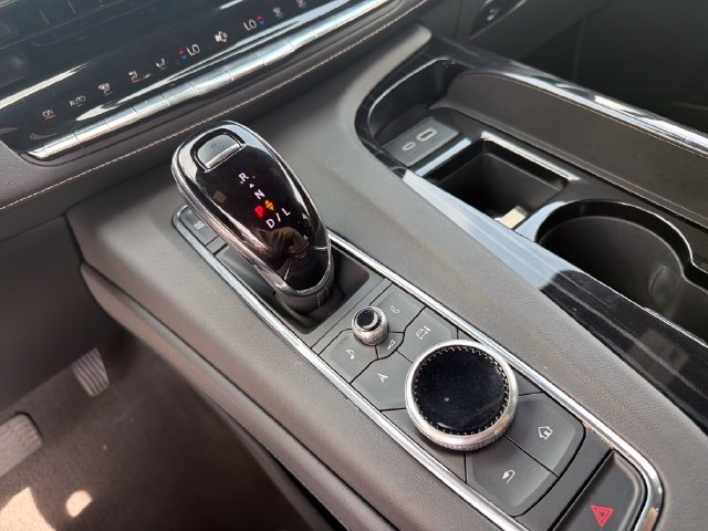 Certified 2024 Cadillac Escalade Sport AWD/4WD image 14