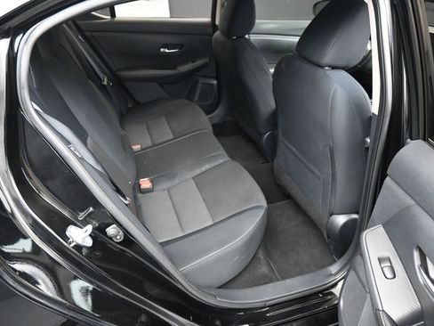 Used 2022 Nissan Sentra SV w/ All-Weather Package image 13