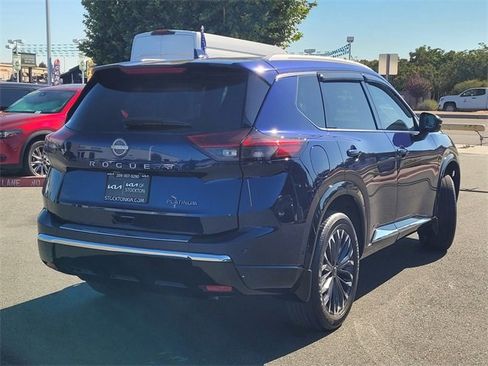 Used 2024 Nissan Rogue Platinum w/ Platinum Premium Package image 4