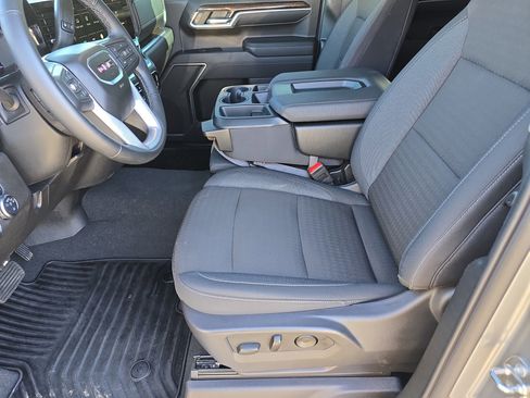 Used 2024 GMC Sierra 1500 Elevation image 22